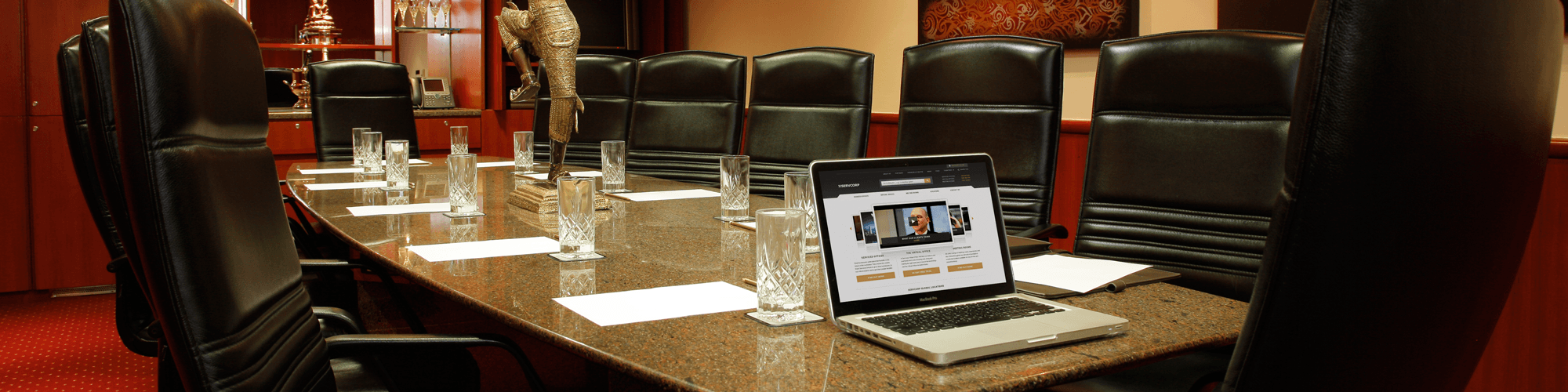 /media/1821/centralworld-boardroom-2000x500.png